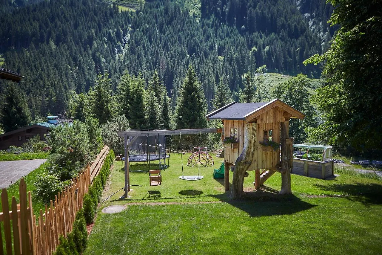 Chalet Dirndl Und Buam Saalbach-Hinterglemm 0*,